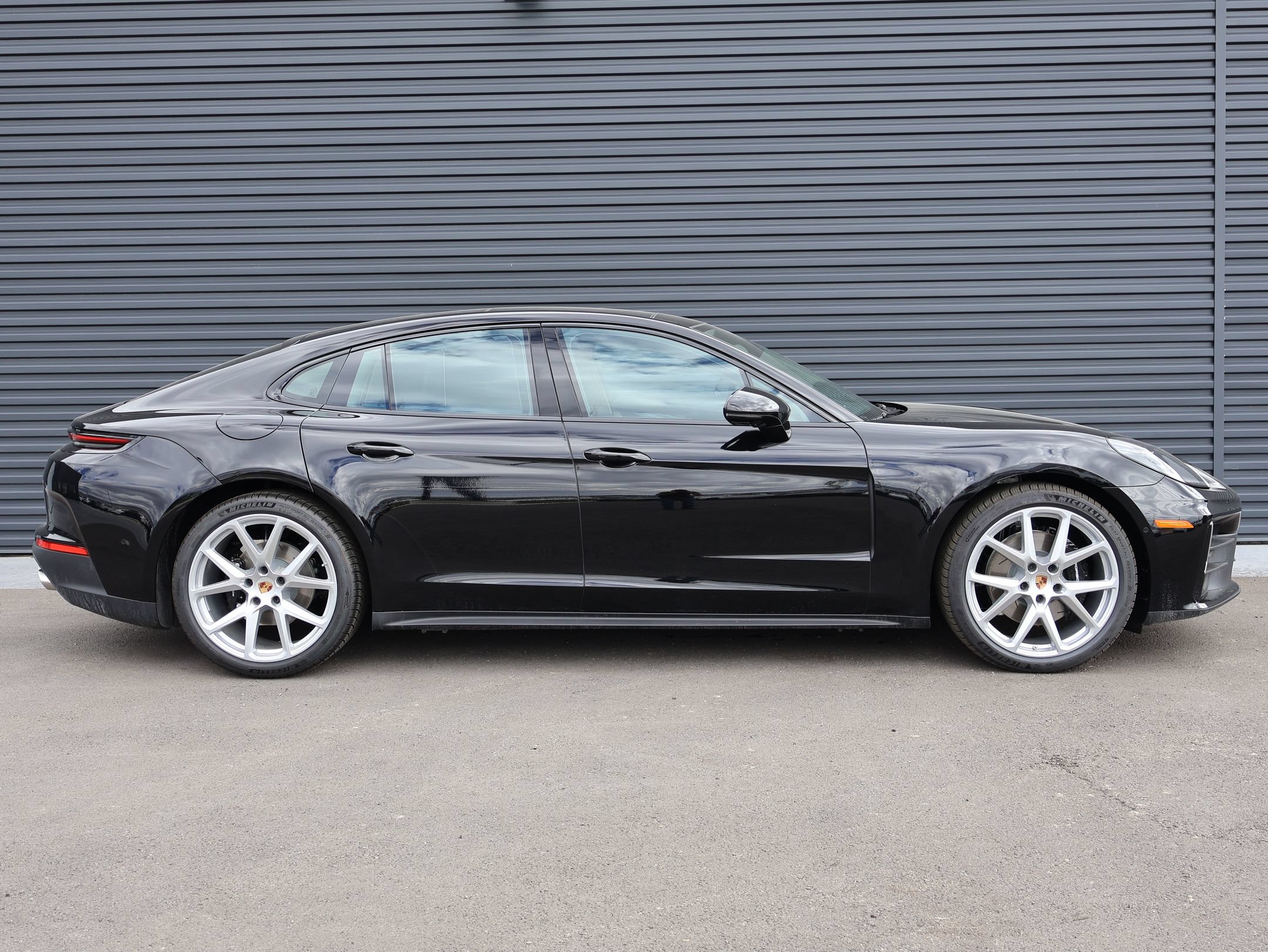 New 2026 Porsche Panamera 4 AWD/4WD image 10