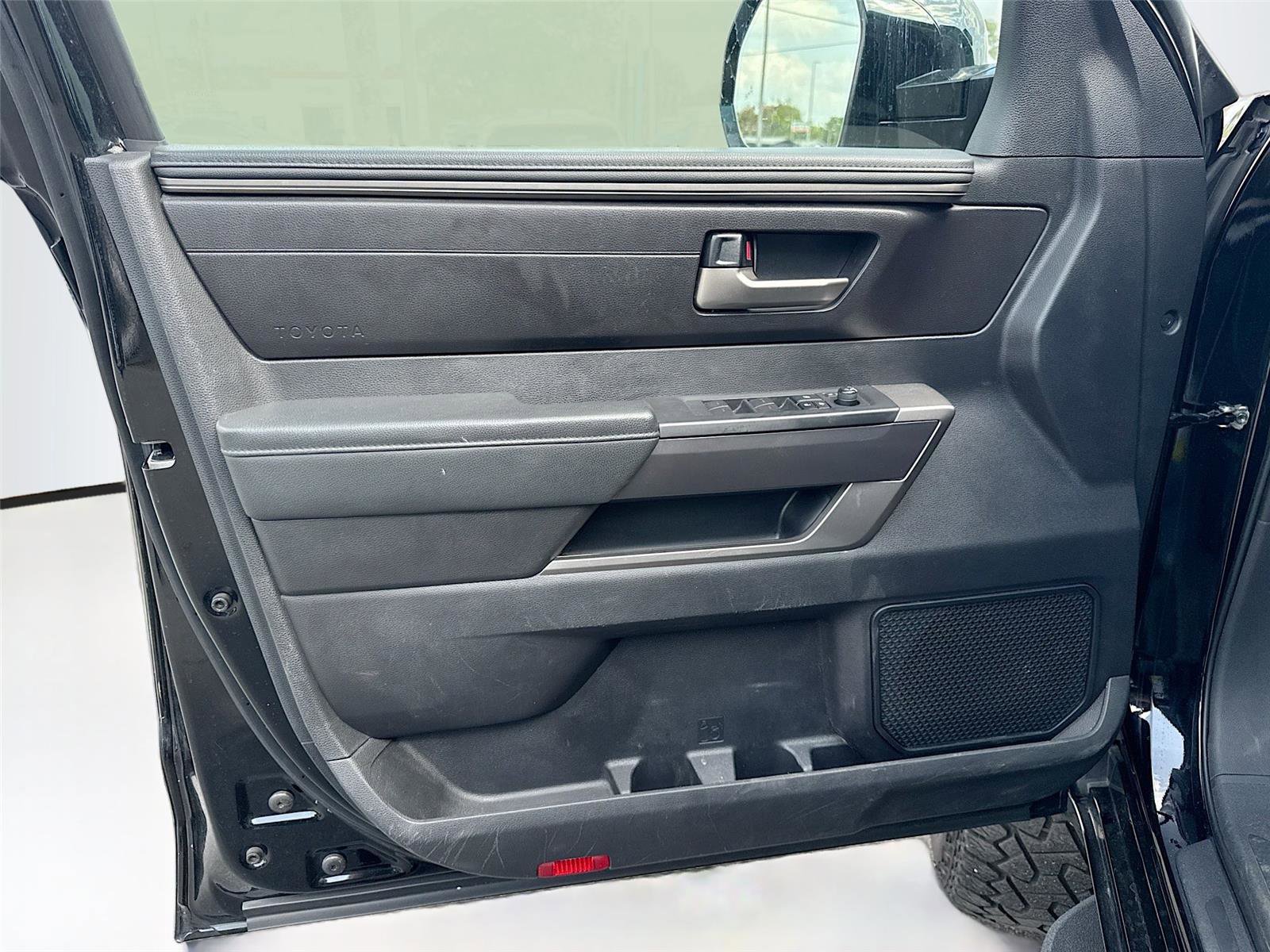 Used 2022 Toyota Tundra SR5 w/ TRD Off-Road Premium Package image 7