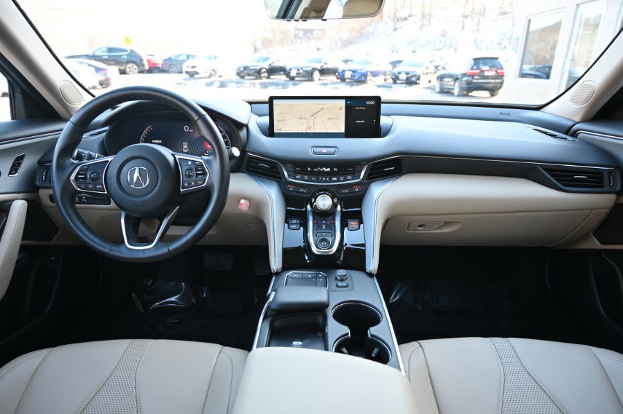 Used 2025 Acura TLX w/ Technology Package image 2
