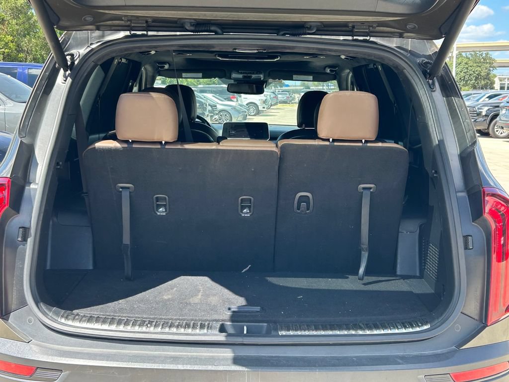 Used 2022 Kia Telluride SX w/ SX Prestige Package AWD/4WD image 14