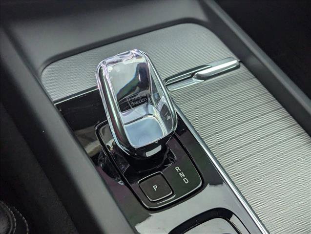 Used 2024 Volvo XC60 T8 Ultimate w/ Protection Package Premier image 12