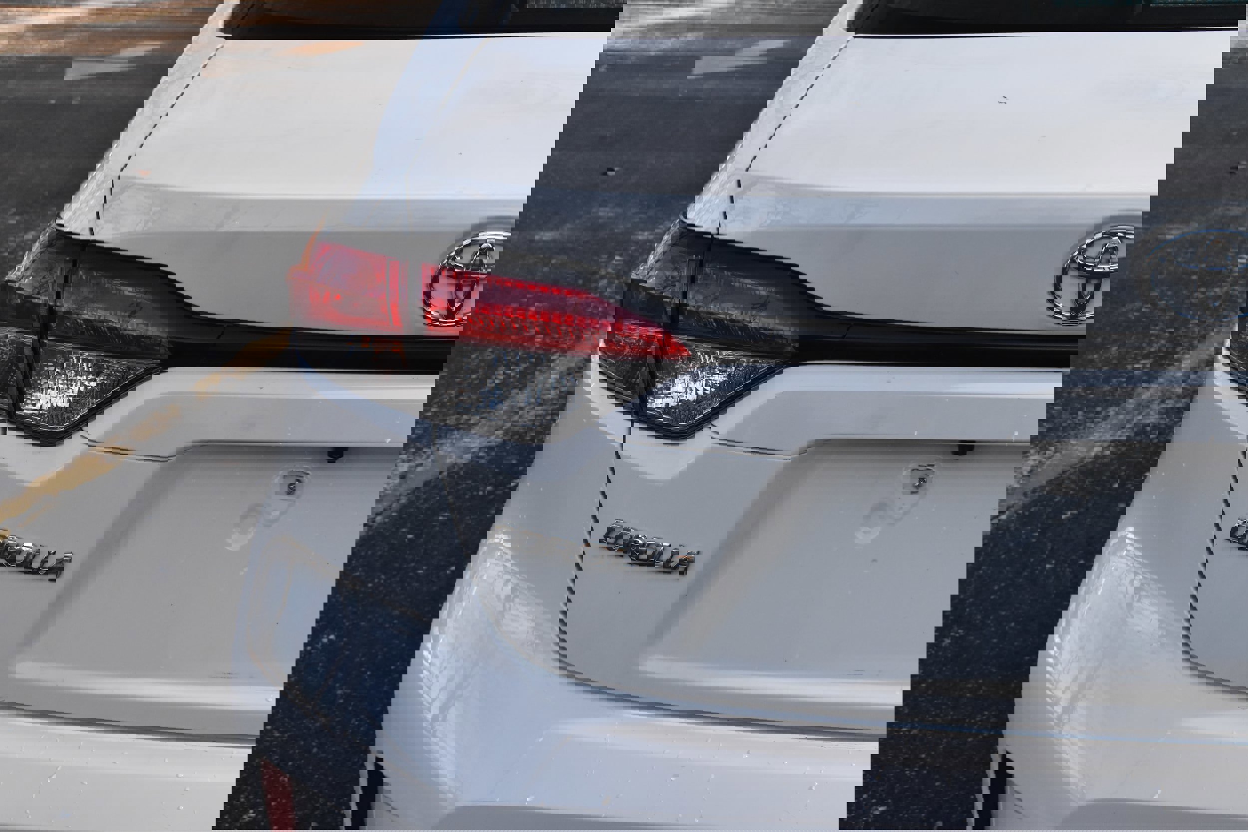 Used 2022 Toyota Corolla LE image 16