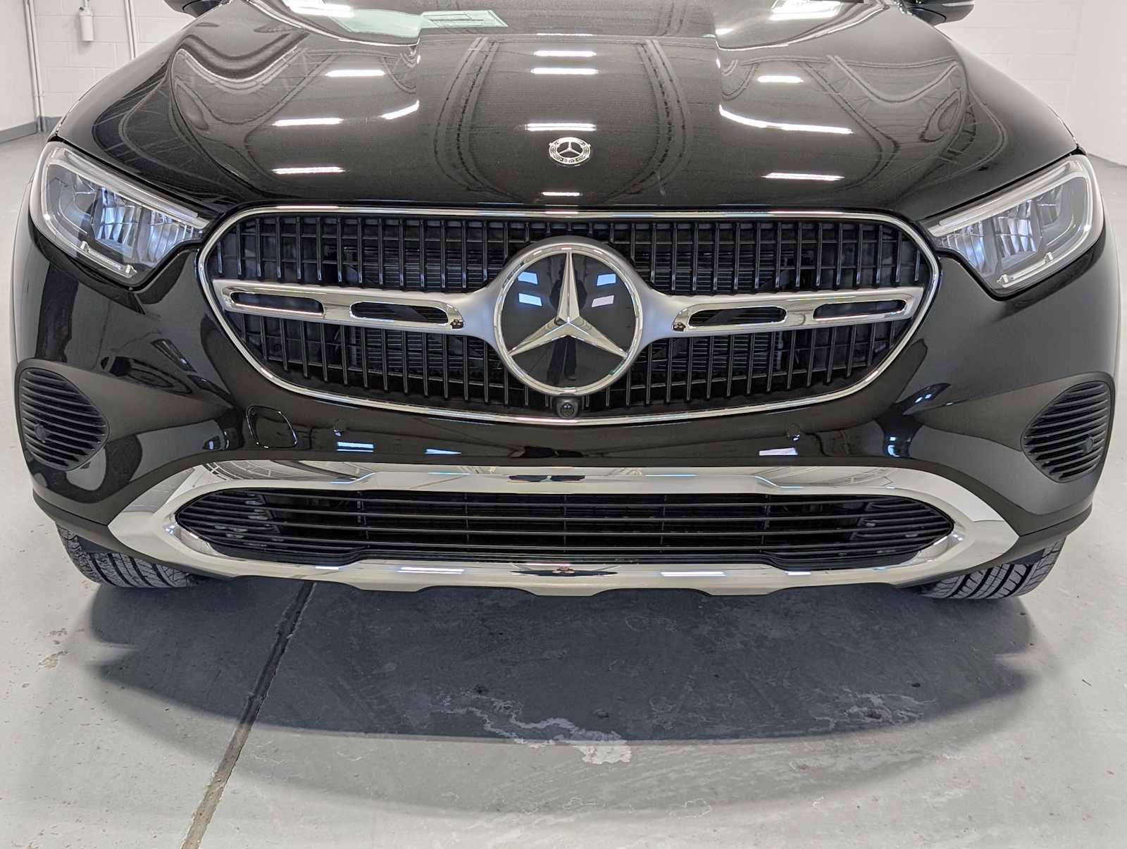 New 2026 Mercedes-Benz GLC 300 4MATIC image 2