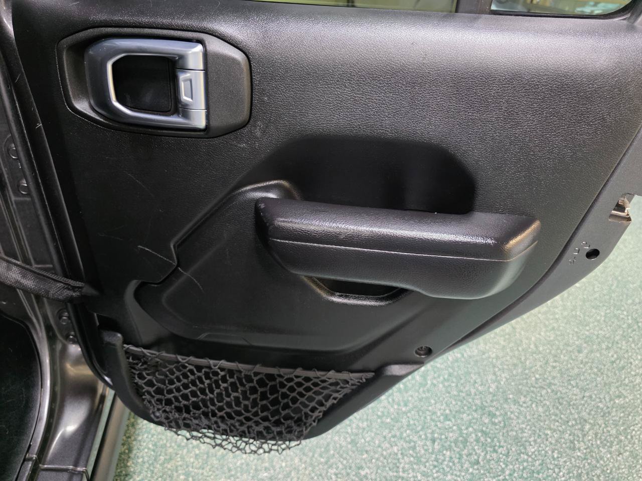 Used 2021 Jeep Gladiator Sport AWD/4WD image 23