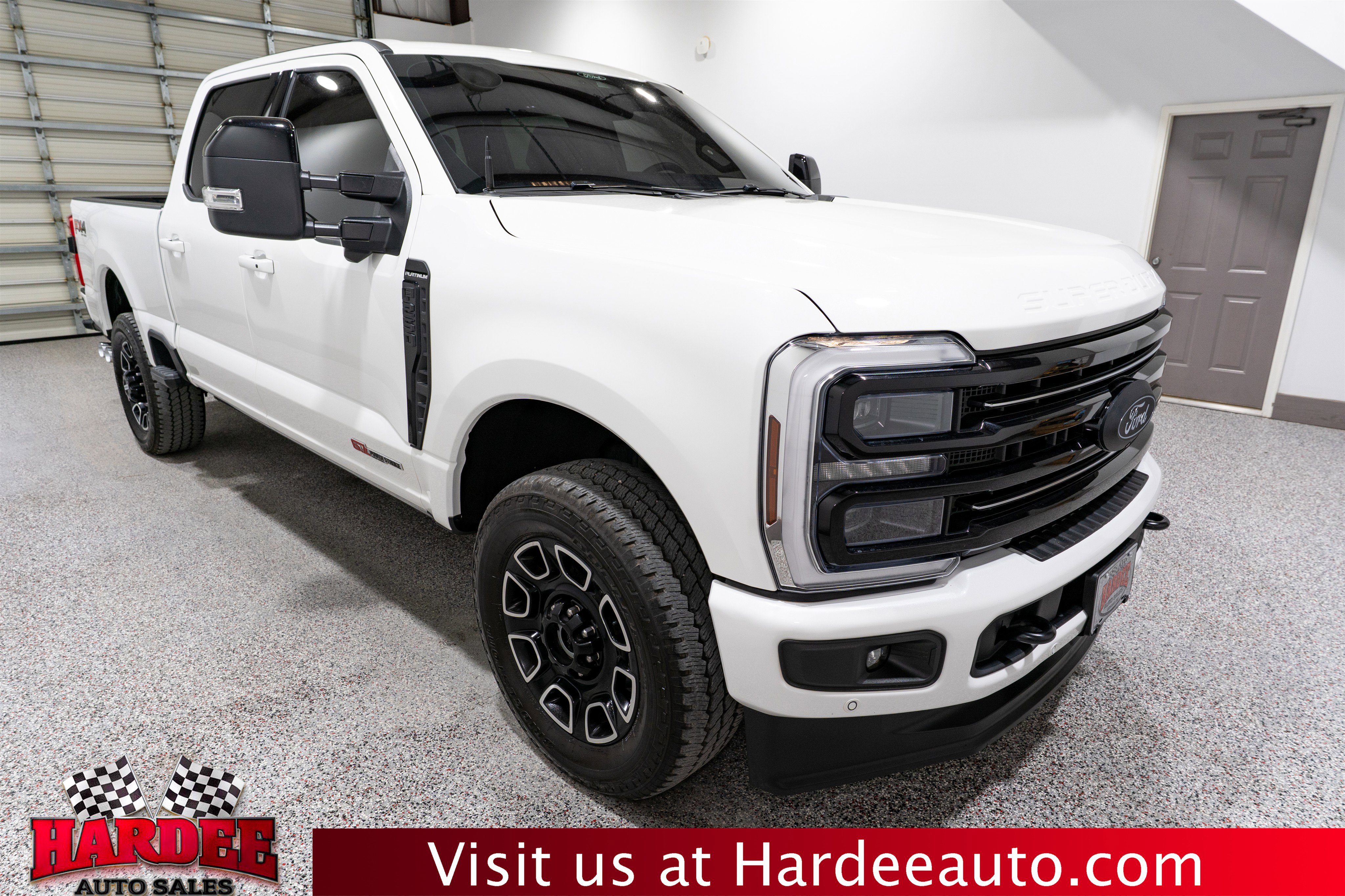 Used 2025 Ford F250 Platinum AWD/4WD image 6