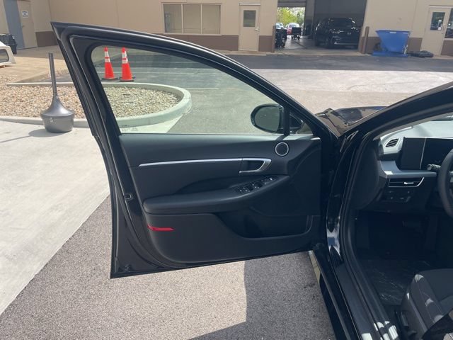 New 2026 Hyundai Sonata SEL FWD image 9