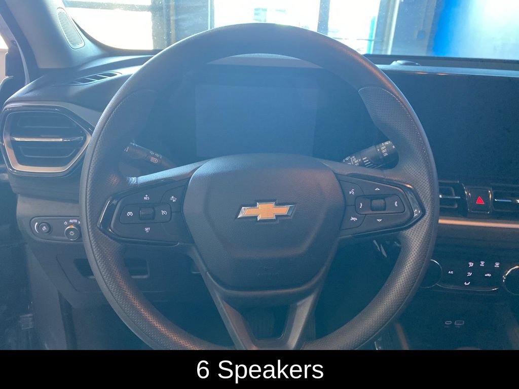 Used 2025 Chevrolet TrailBlazer LT AWD/4WD image 5
