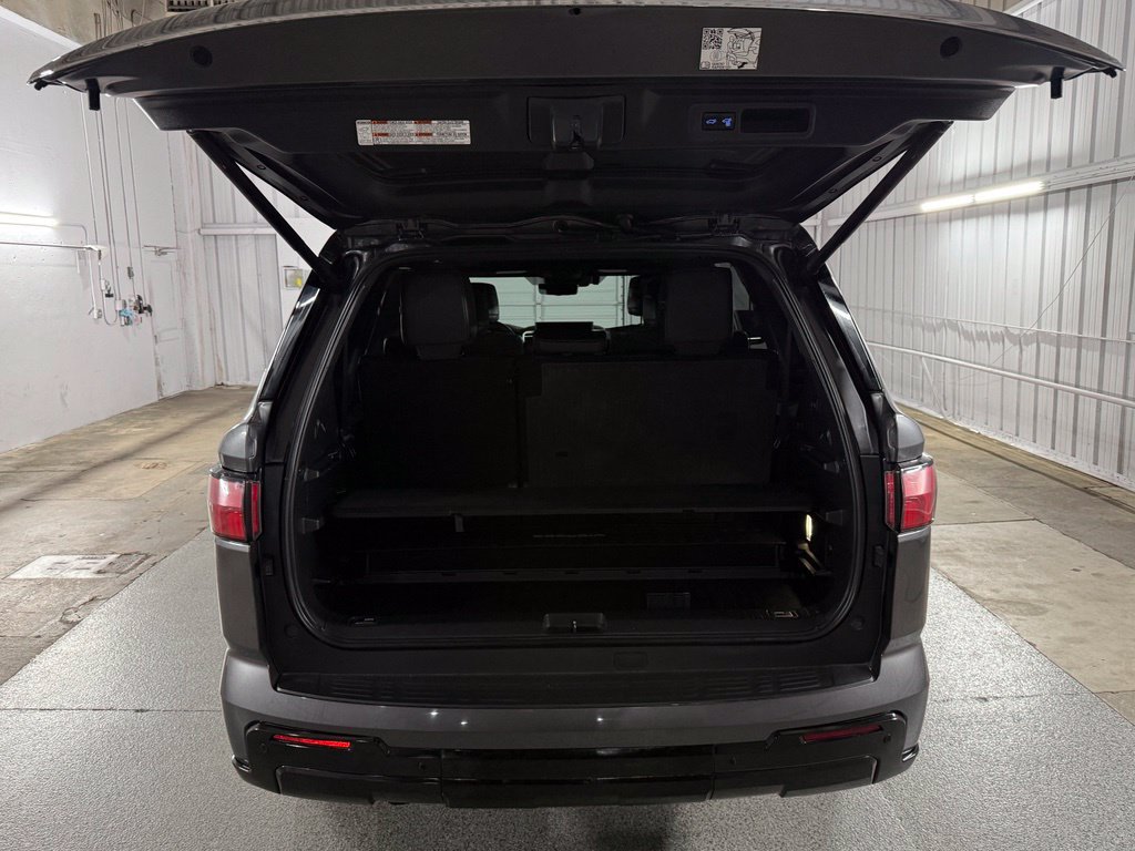 Used 2024 Toyota Sequoia Platinum AWD/4WD image 56