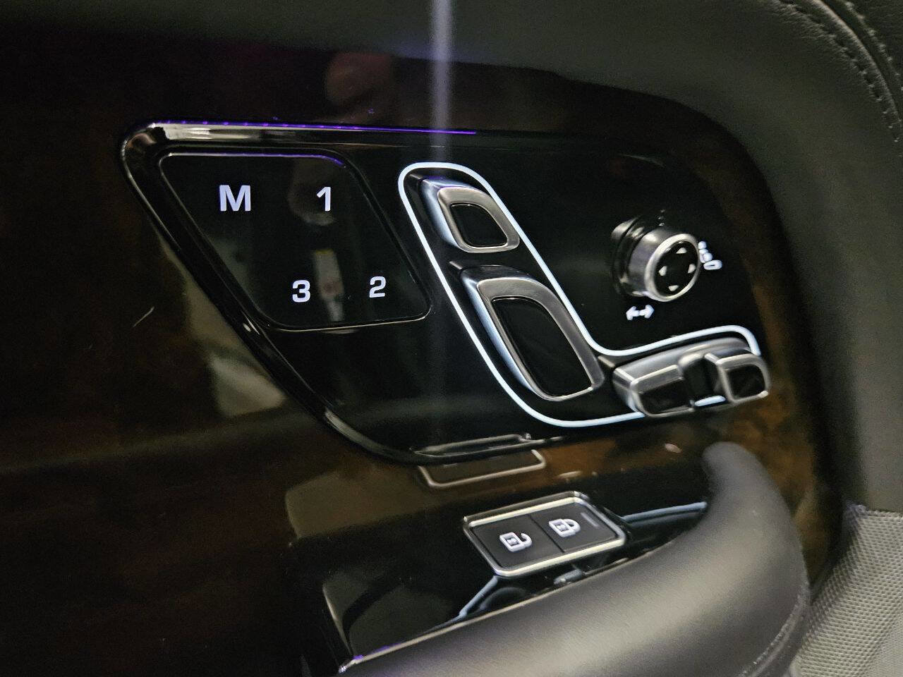 Used 2021 Land Rover Range Rover P525 Westminster Edition image 61