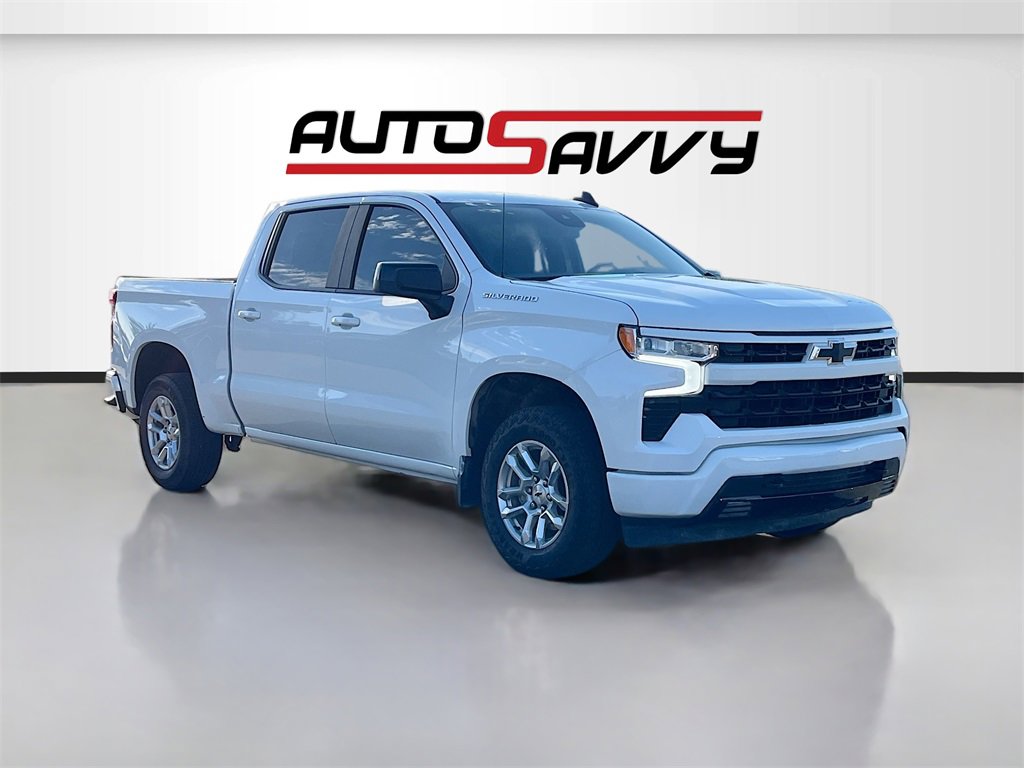 Used 2024 Chevrolet Silverado 1500 RST image 1