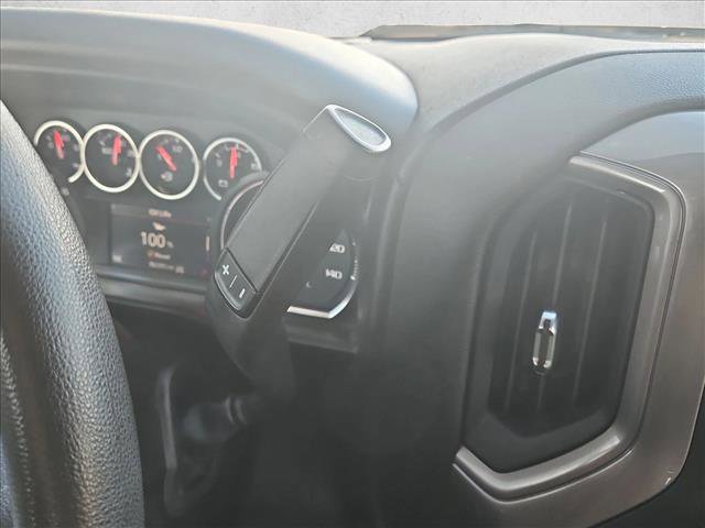 Used 2021 Chevrolet Silverado 2500 Custom w/ Custom Value Package image 11