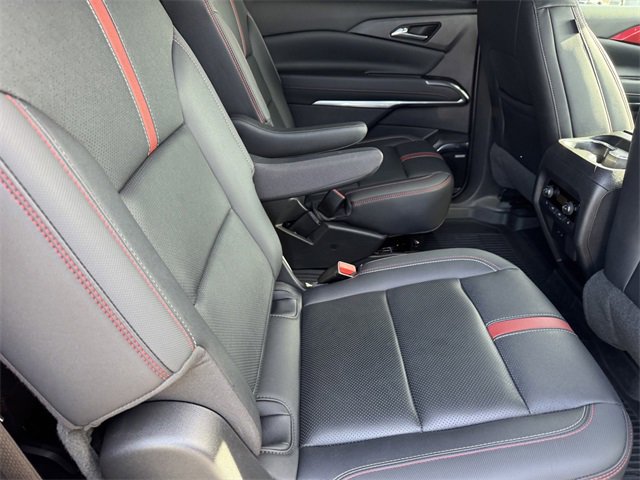 Certified 2025 Chevrolet Traverse RS image 7