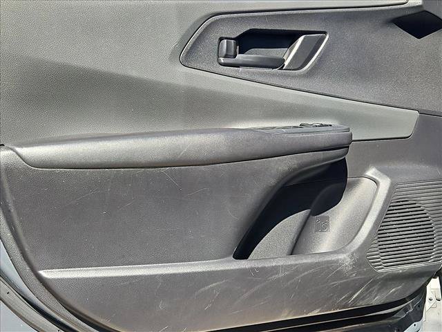 Used 2023 Toyota Prius LE FWD image 10