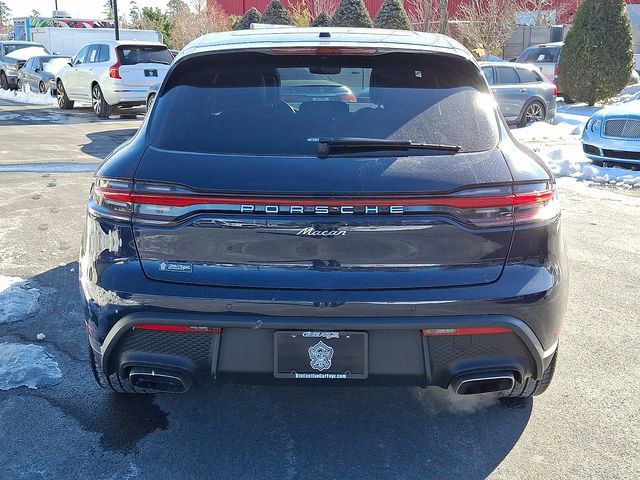 Used 2023 Porsche Macan T image 6