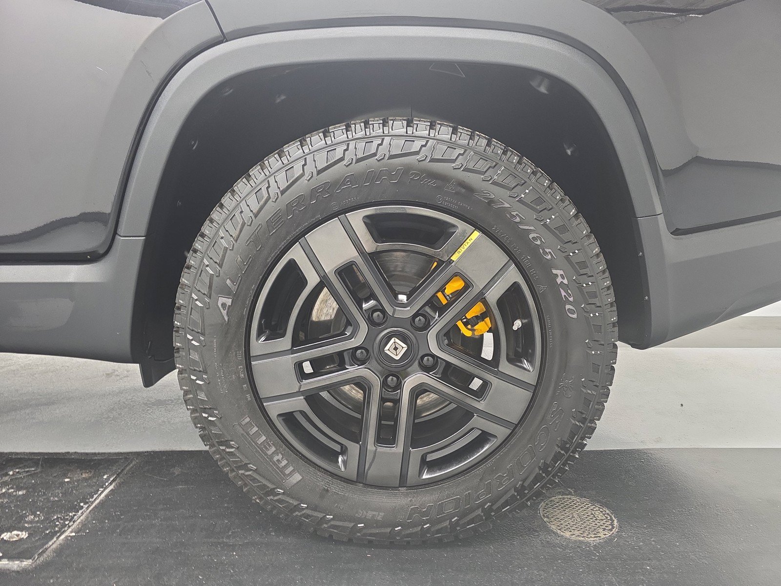 Used 2023 Rivian R1T Adventure AWD/4WD image 10