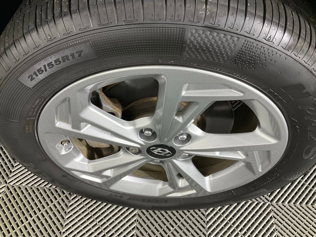 Used 2023 Hyundai Kona SEL image 10