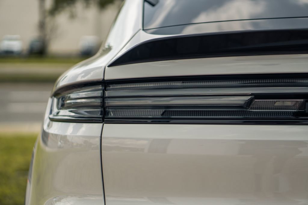 Used 2024 Porsche Cayenne Turbo GT image 11