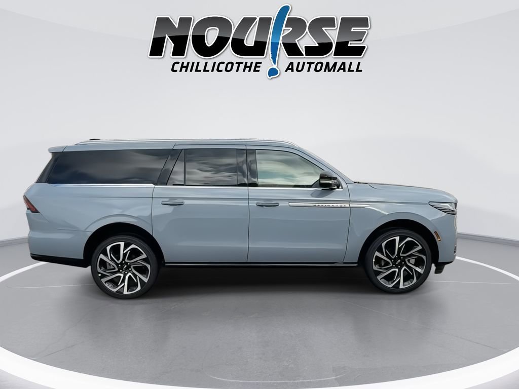 New 2026 Lincoln Navigator L Reserve image 9