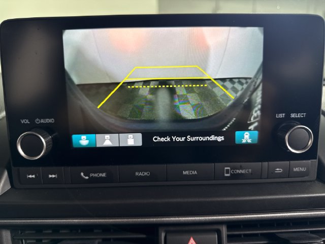 Used 2025 Honda Pilot Sport image 32