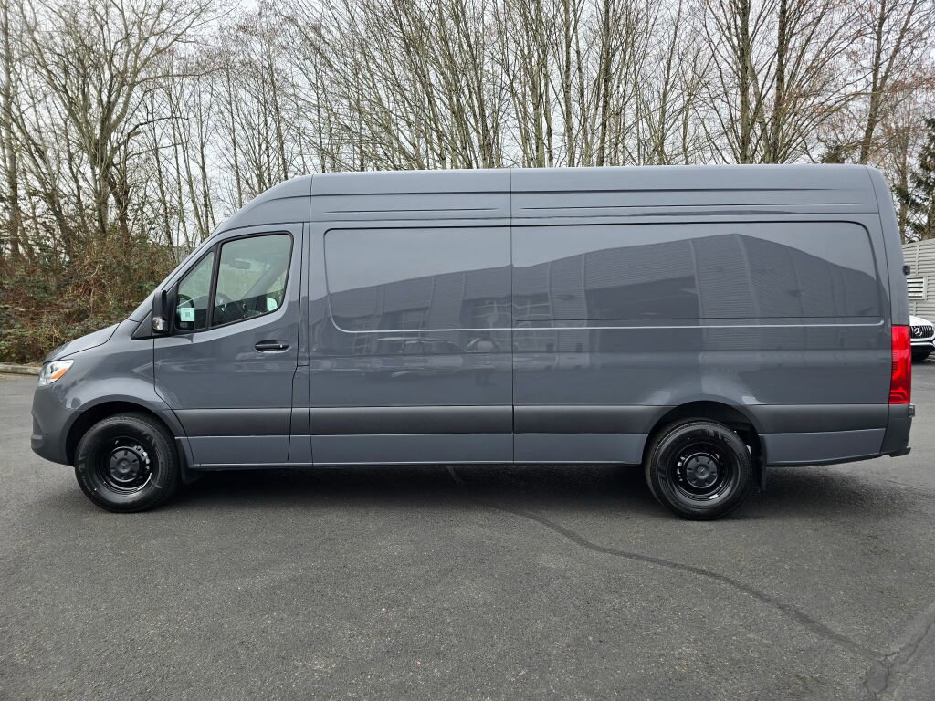 New 2025 Mercedes-Benz Sprinter 2500 image 3