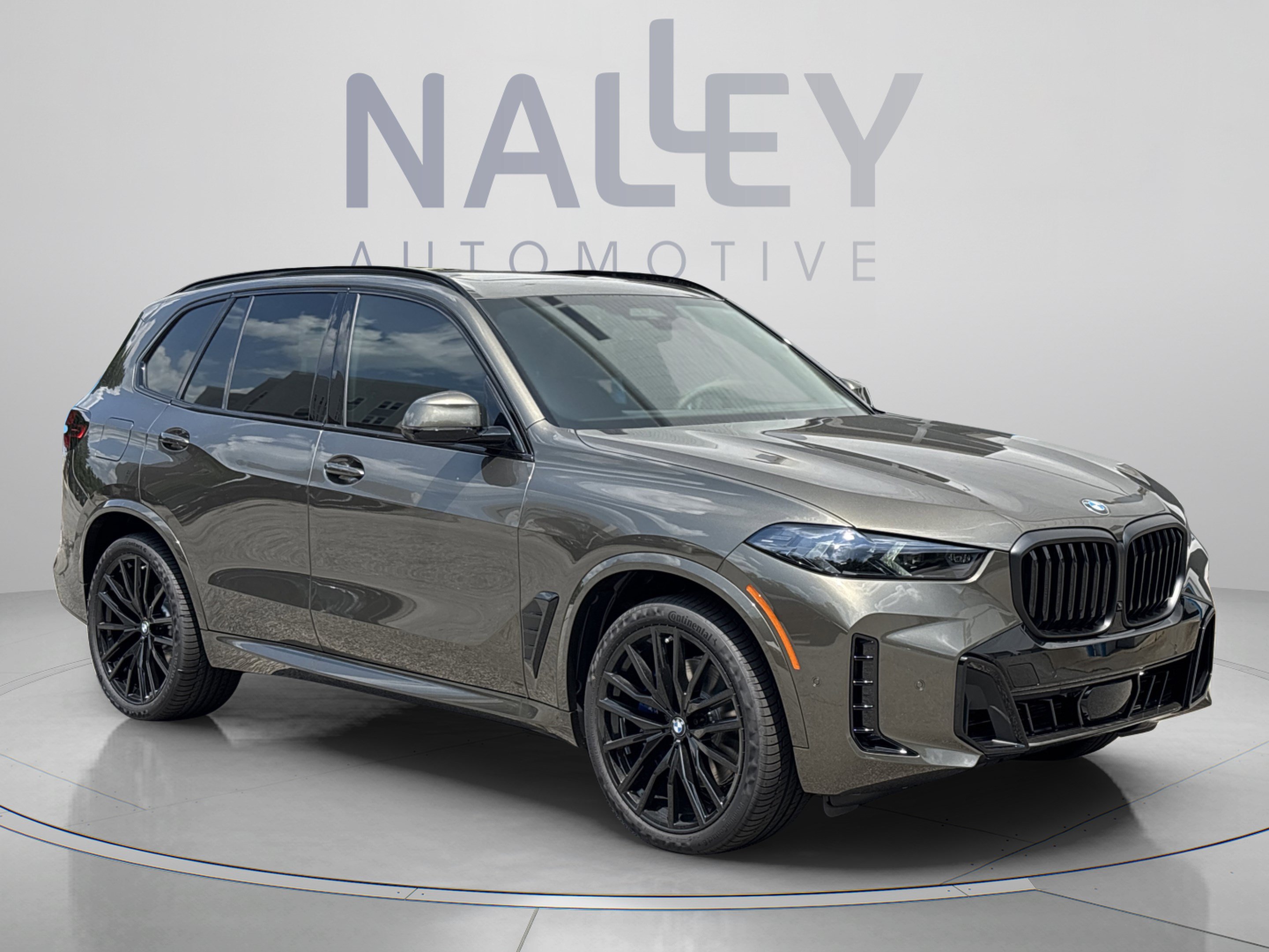 Used 2026 BMW X5 xDrive40i w/ M Sport Package AWD/4WD image 5