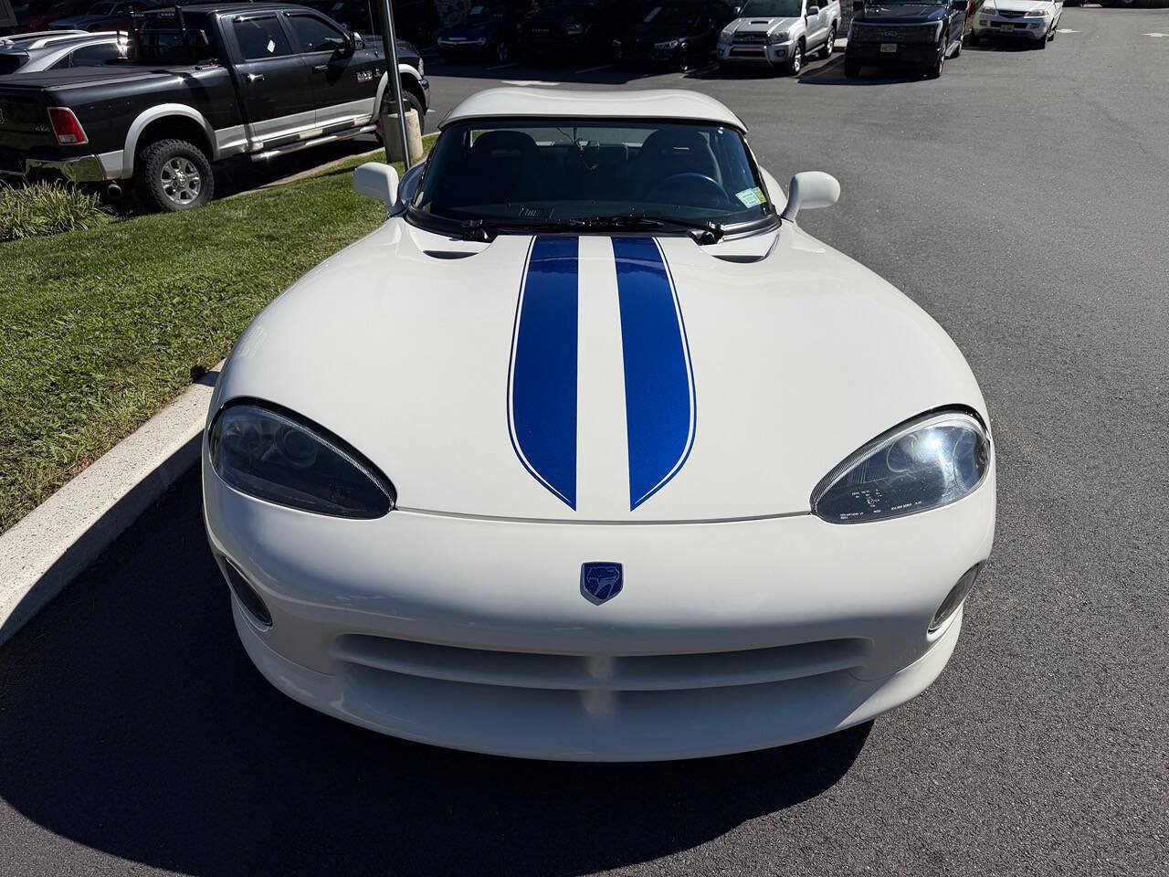 Used 1996 Dodge Viper RT/10 RWD image 9
