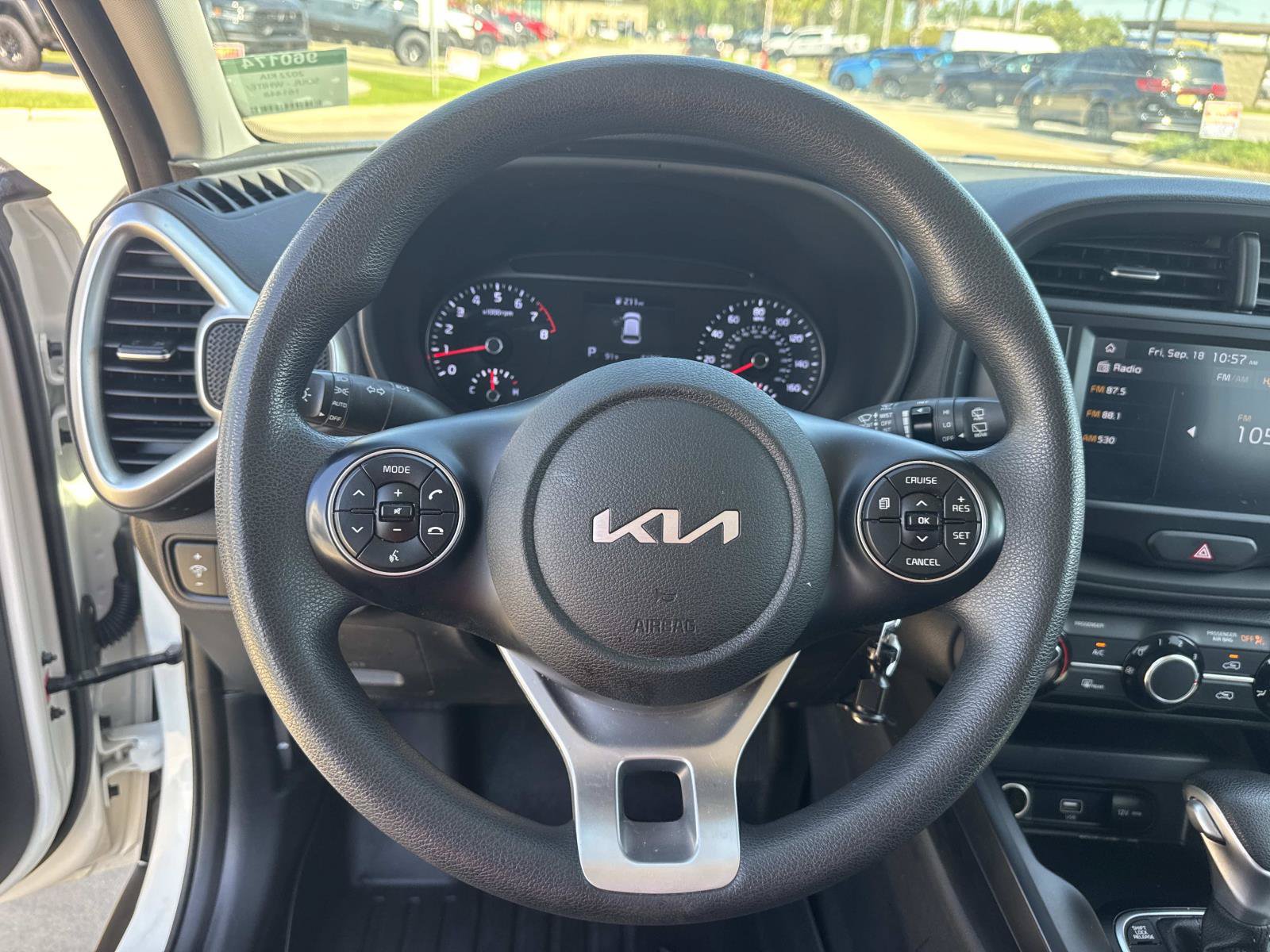 Used 2022 Kia Soul LX FWD image 21