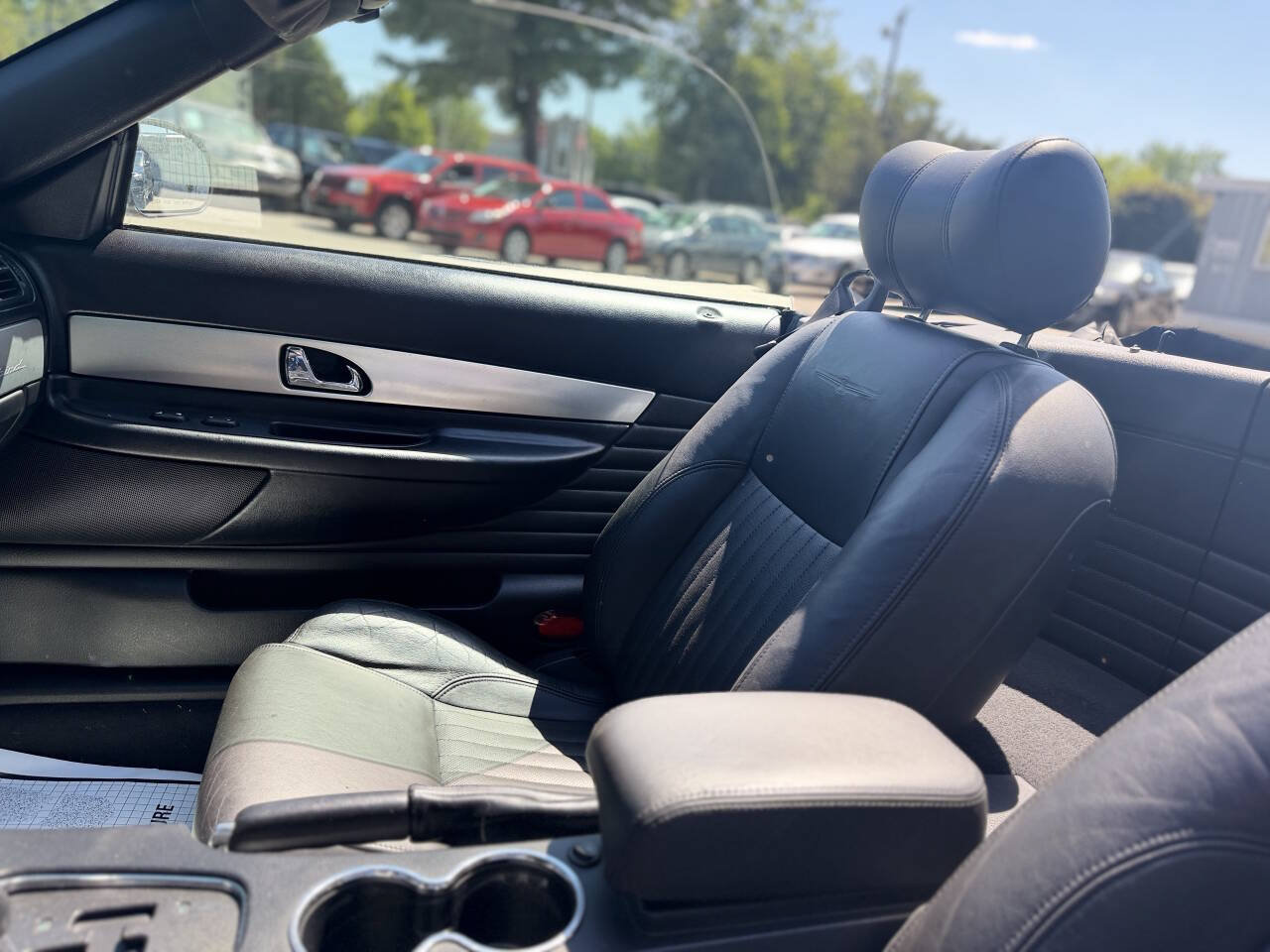 Used 2005 Ford Thunderbird RWD image 19