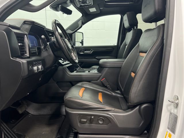 Used 2024 GMC Sierra 3500 AT4 w/ AT4 Premium Plus Package image 9