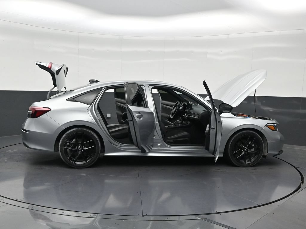 Used 2025 Honda Civic Sport image 31