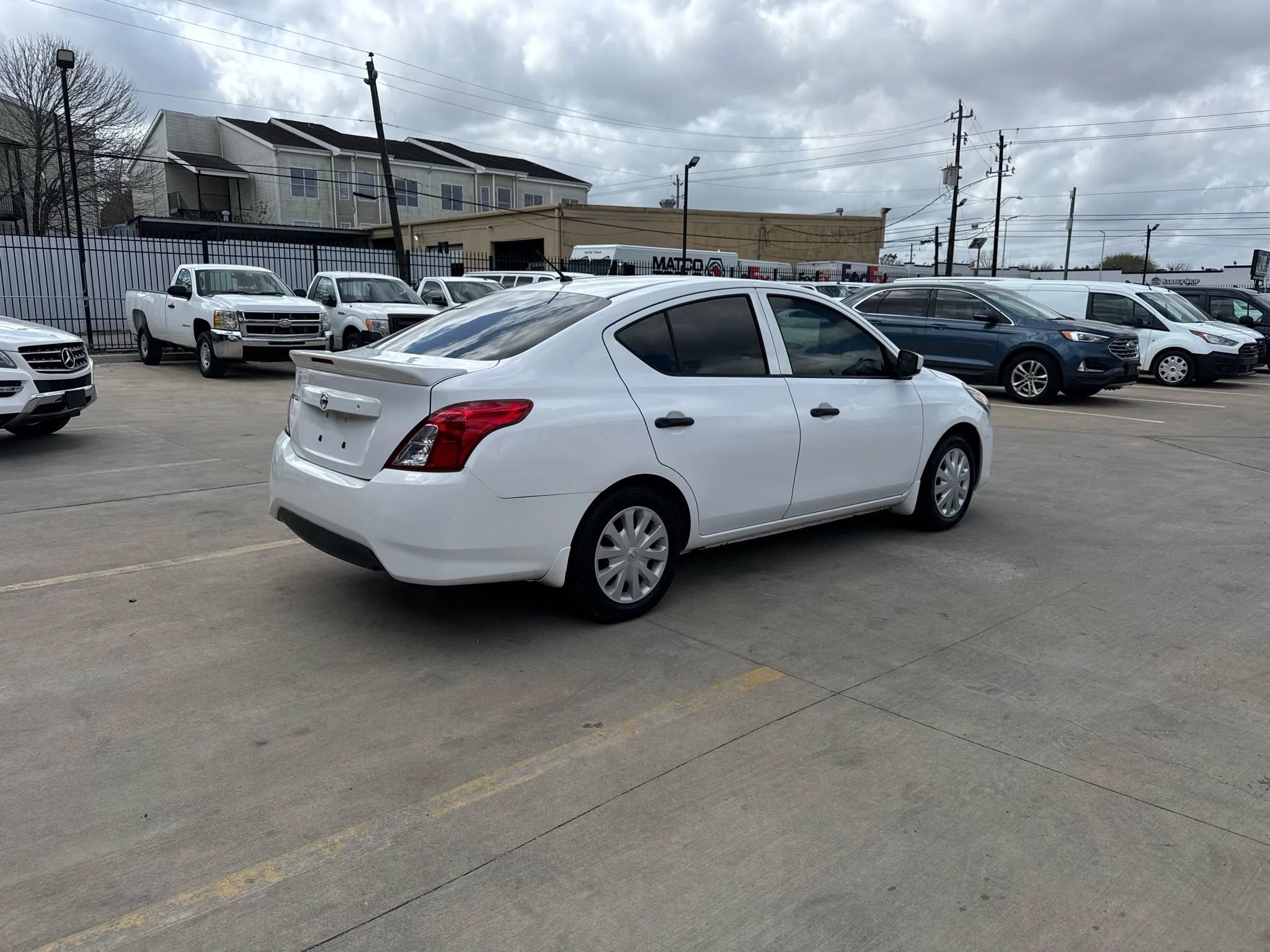 Used 2017 Nissan Versa S Plus image 10