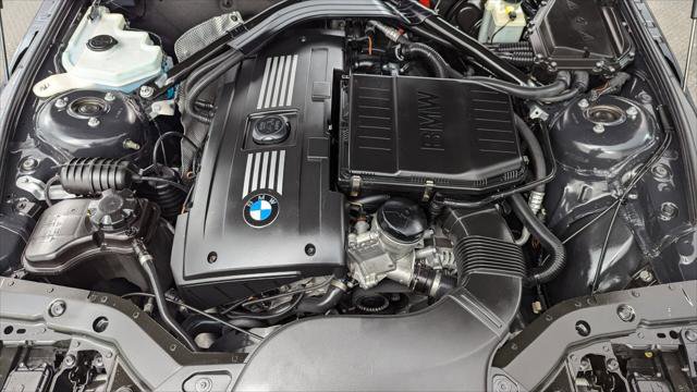 Used 2014 BMW Z4 sDrive35i image 24