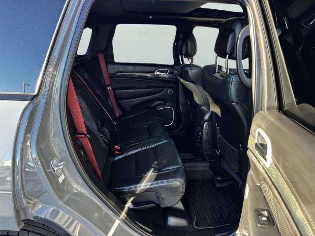 Used 2021 Jeep Grand Cherokee Trackhawk AWD/4WD image 47