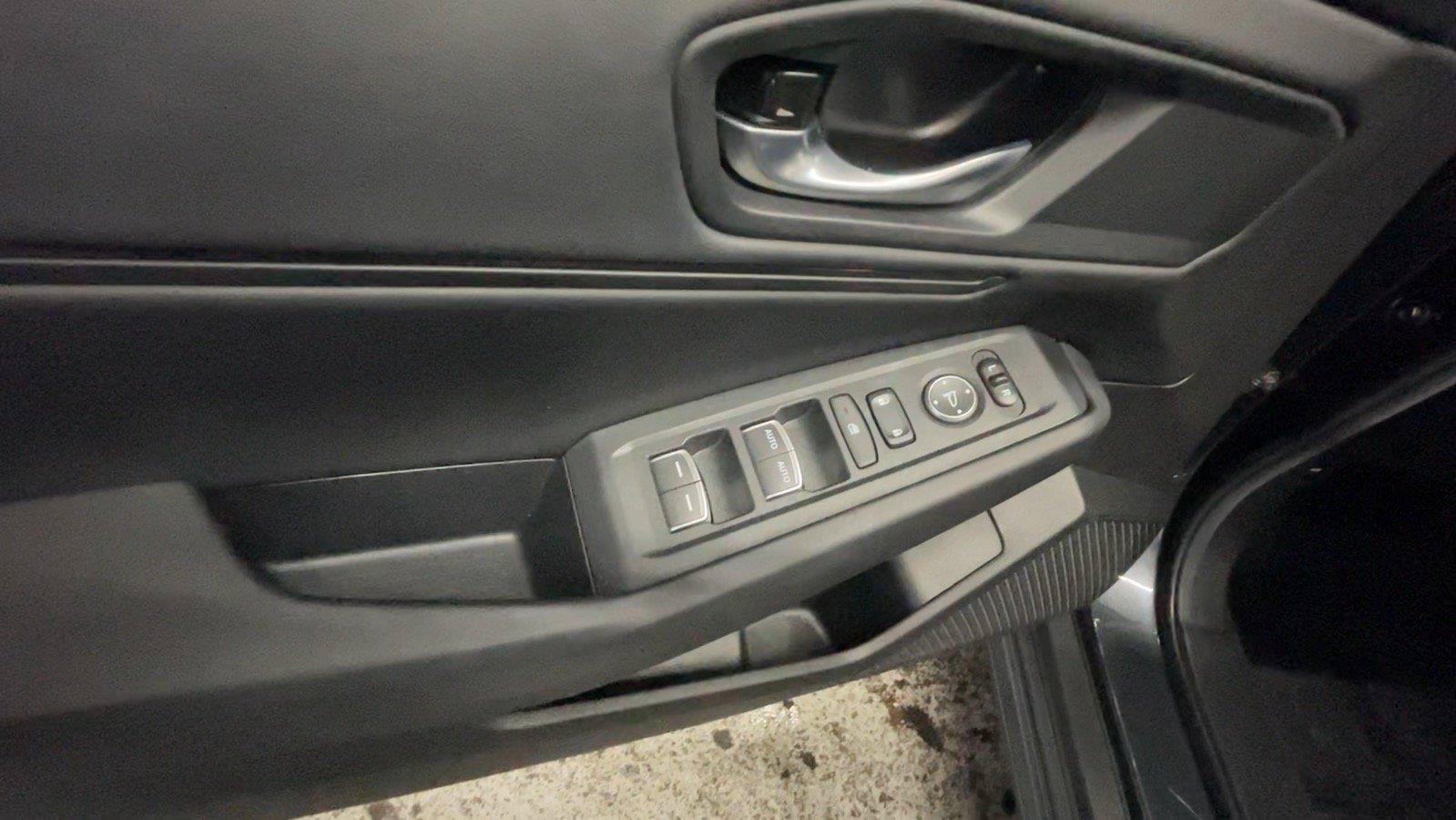 Certified 2025 Honda Accord SE image 29