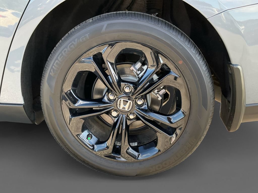 Used 2025 Honda Accord SE image 9