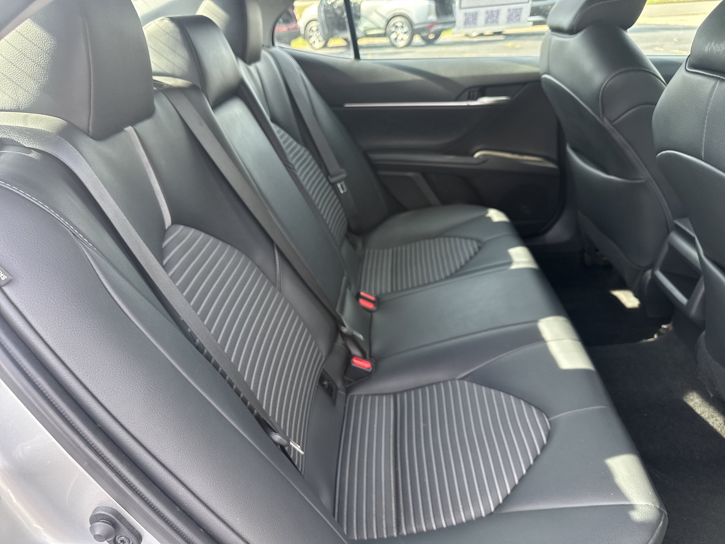 Used 2024 Toyota Camry SE FWD image 8