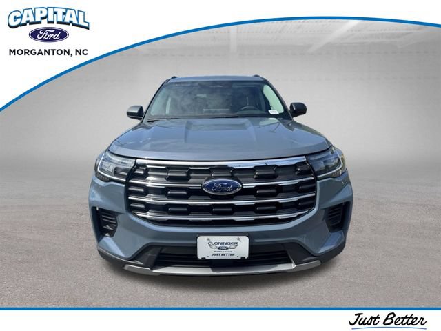 New 2026 Ford Explorer Active RWD image 2