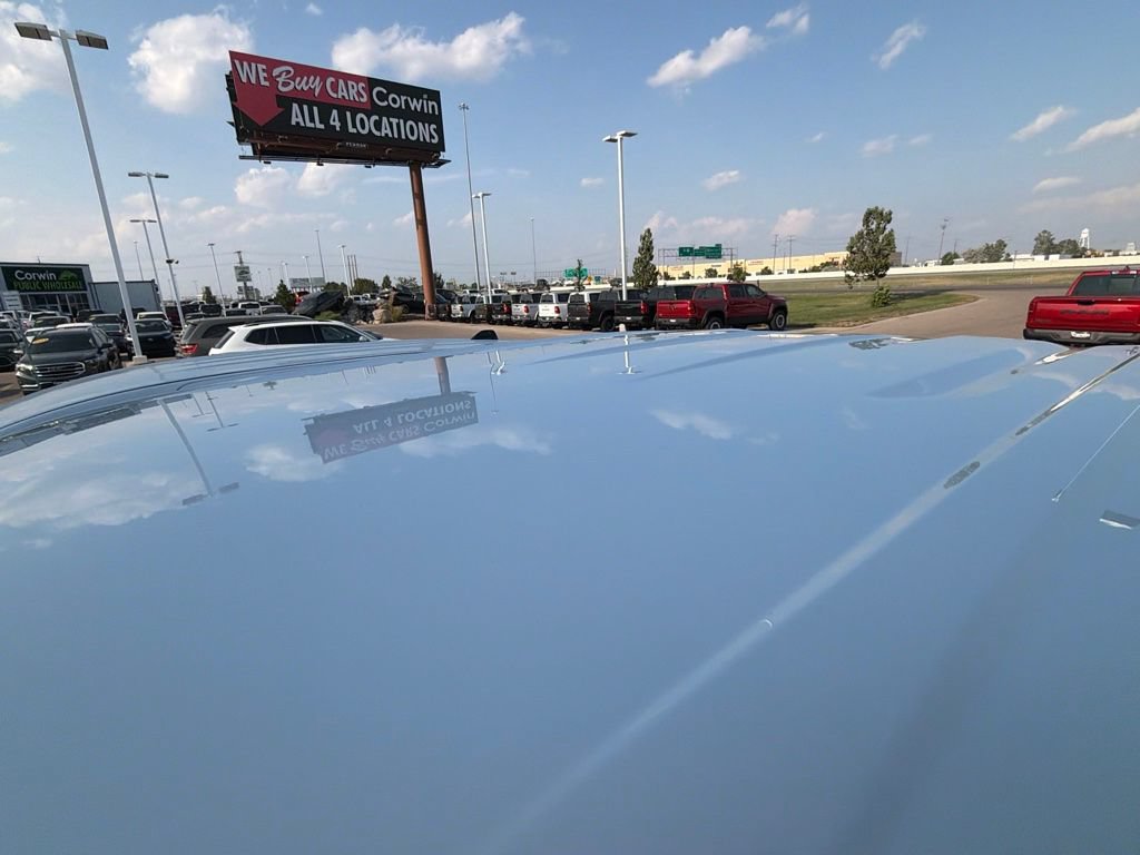 Used 2023 GMC Sierra 1500 SLT w/ SLT Premium Package AWD/4WD image 16