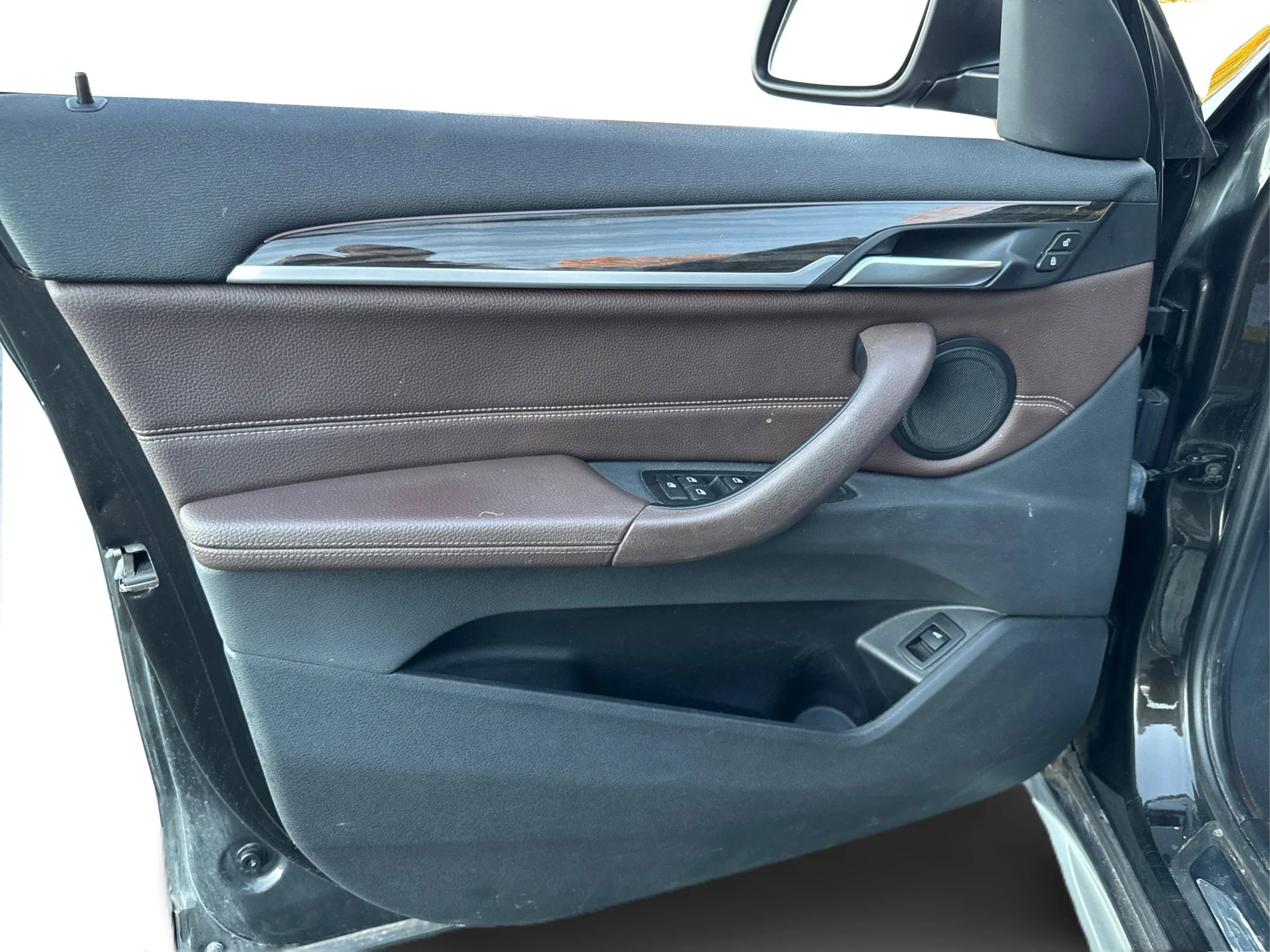 Used 2018 BMW X1 xDrive28i image 24