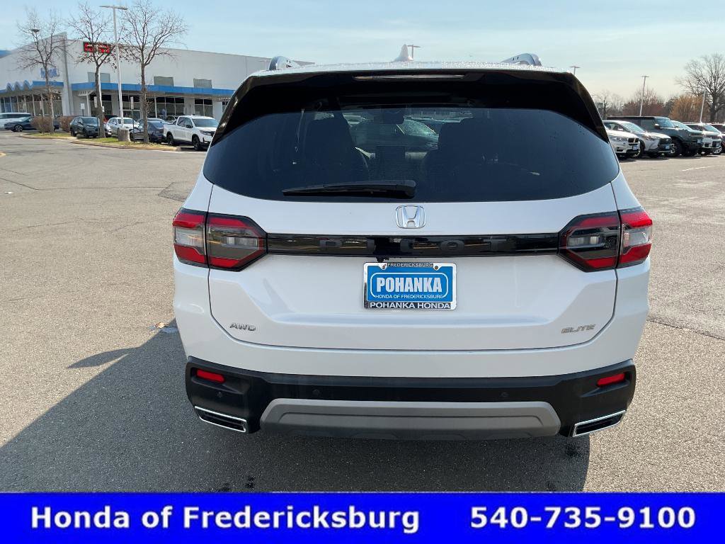 Certified 2025 Honda Pilot Elite image 5