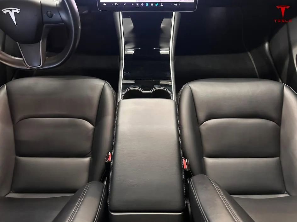 Used 2018 Tesla Model 3 Long Range image 12