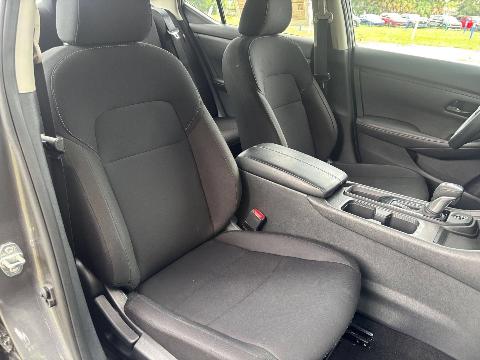 Used 2025 Nissan Sentra S FWD image 36