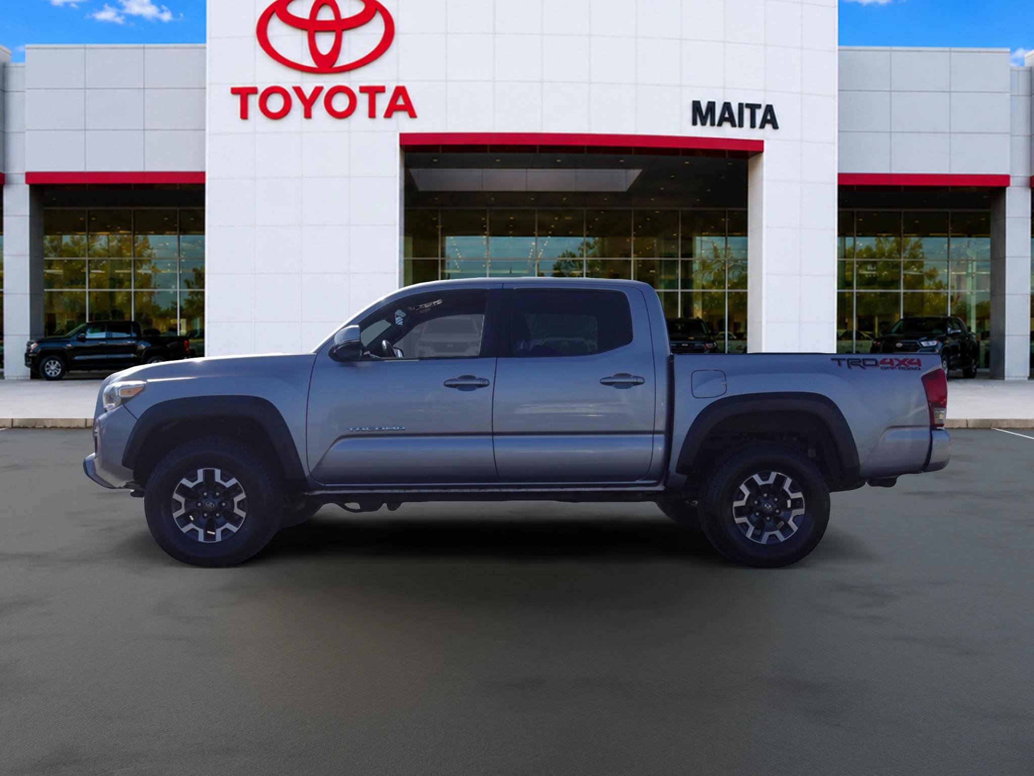 Used 2019 Toyota Tacoma TRD Off-Road w/ Technology Package AWD/4WD image 6