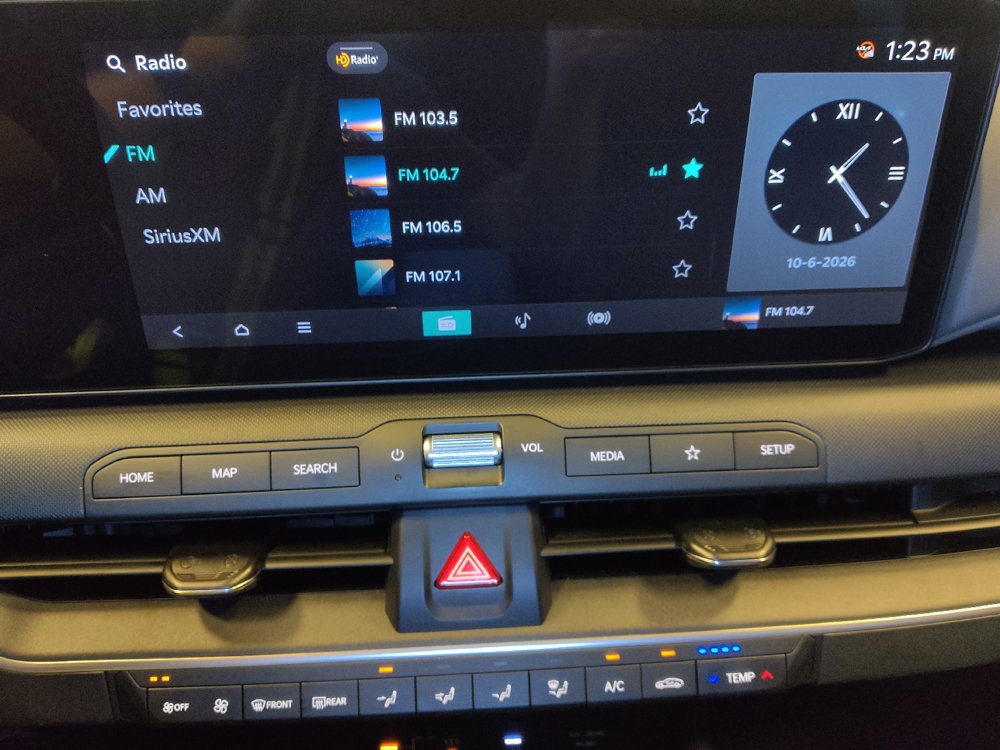 Used 2025 Kia K4 FWD image 25