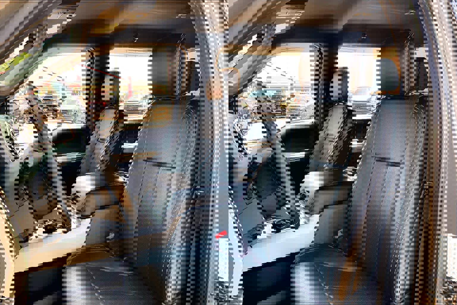 Used 2018 Ford F150 Lariat AWD/4WD image 8