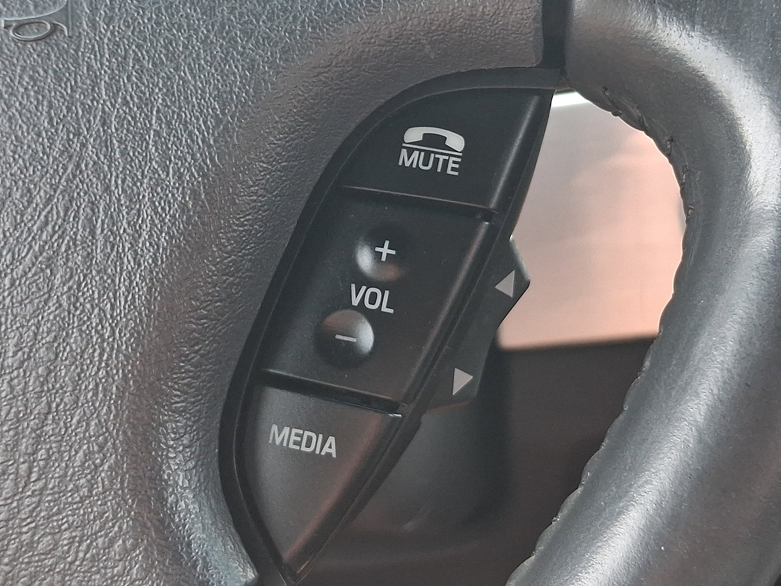 Used 2002 Ford Thunderbird RWD image 23