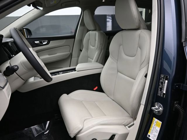 Used 2023 Volvo XC60 B5 Ultimate w/ Protection Package Premier FWD image 10