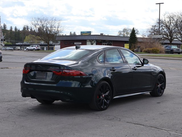 Used 2023 Jaguar XF R-Dynamic SE image 5