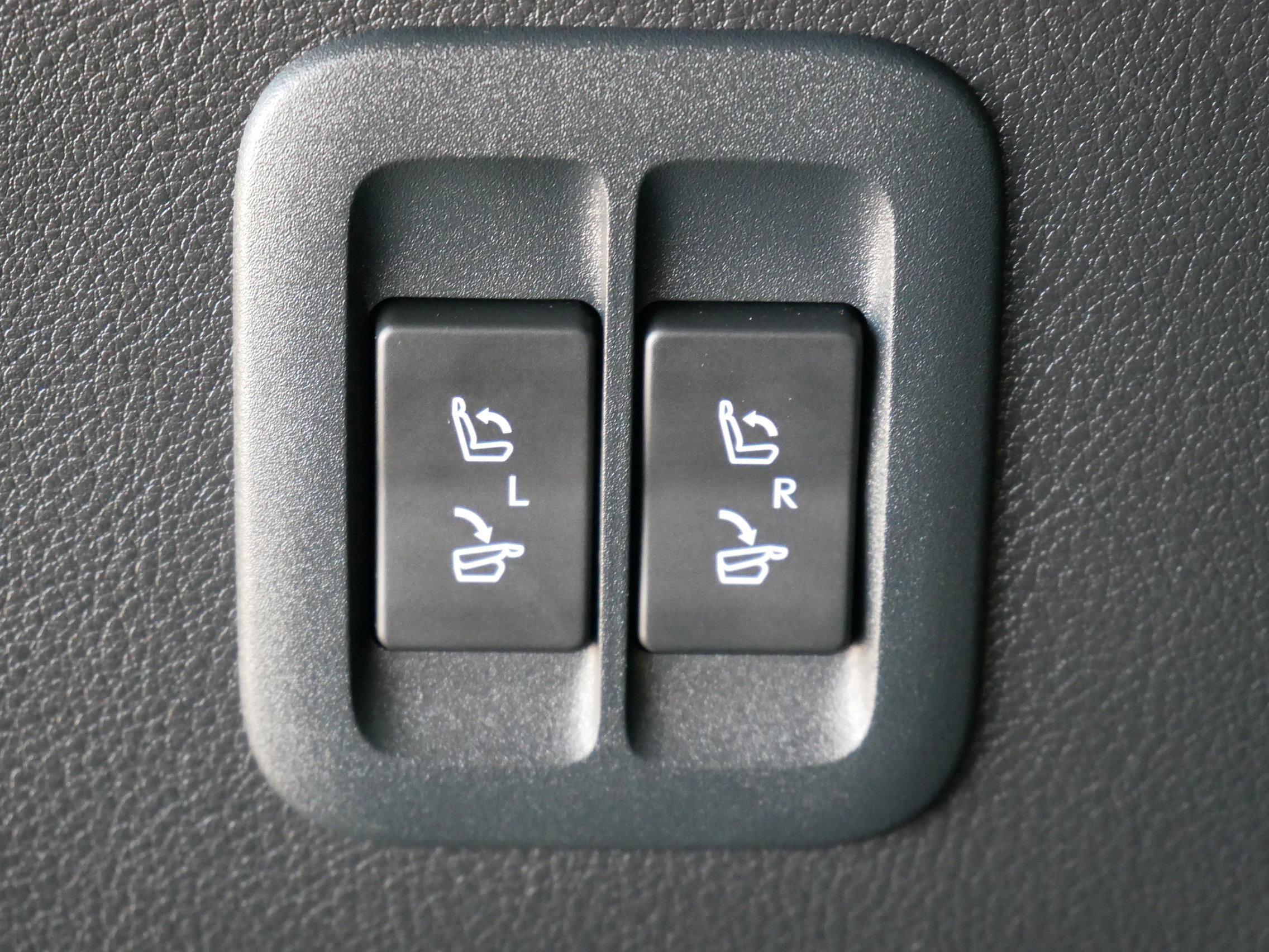Used 2024 Lexus TX 350 FWD w/ Technology Package image 33