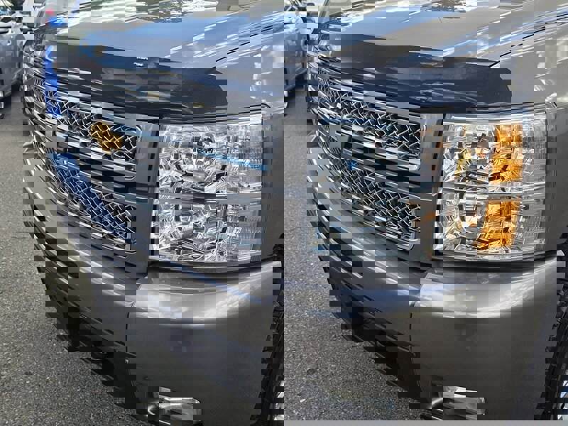 Used 2013 Chevrolet Silverado 1500 LTZ w/ LTZ Plus Package AWD/4WD image 12